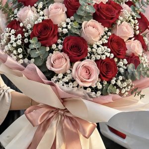 Rosé Romance – Leidenschaft in Rot und Rosa